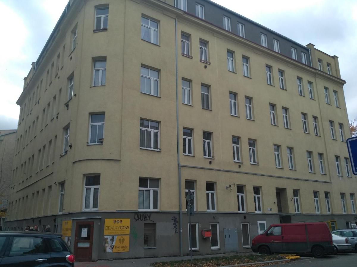 Apartment Stankova เบอร์โน ภายนอก รูปภาพ